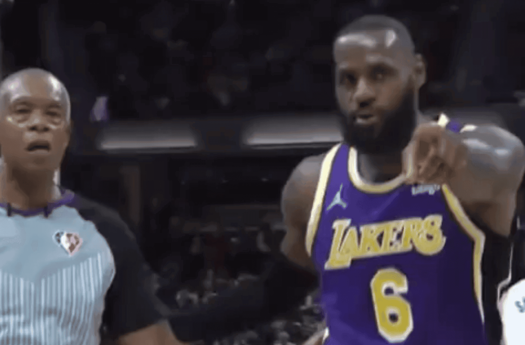 LeBron James got two fans thrown out from the arena in Indiana ...