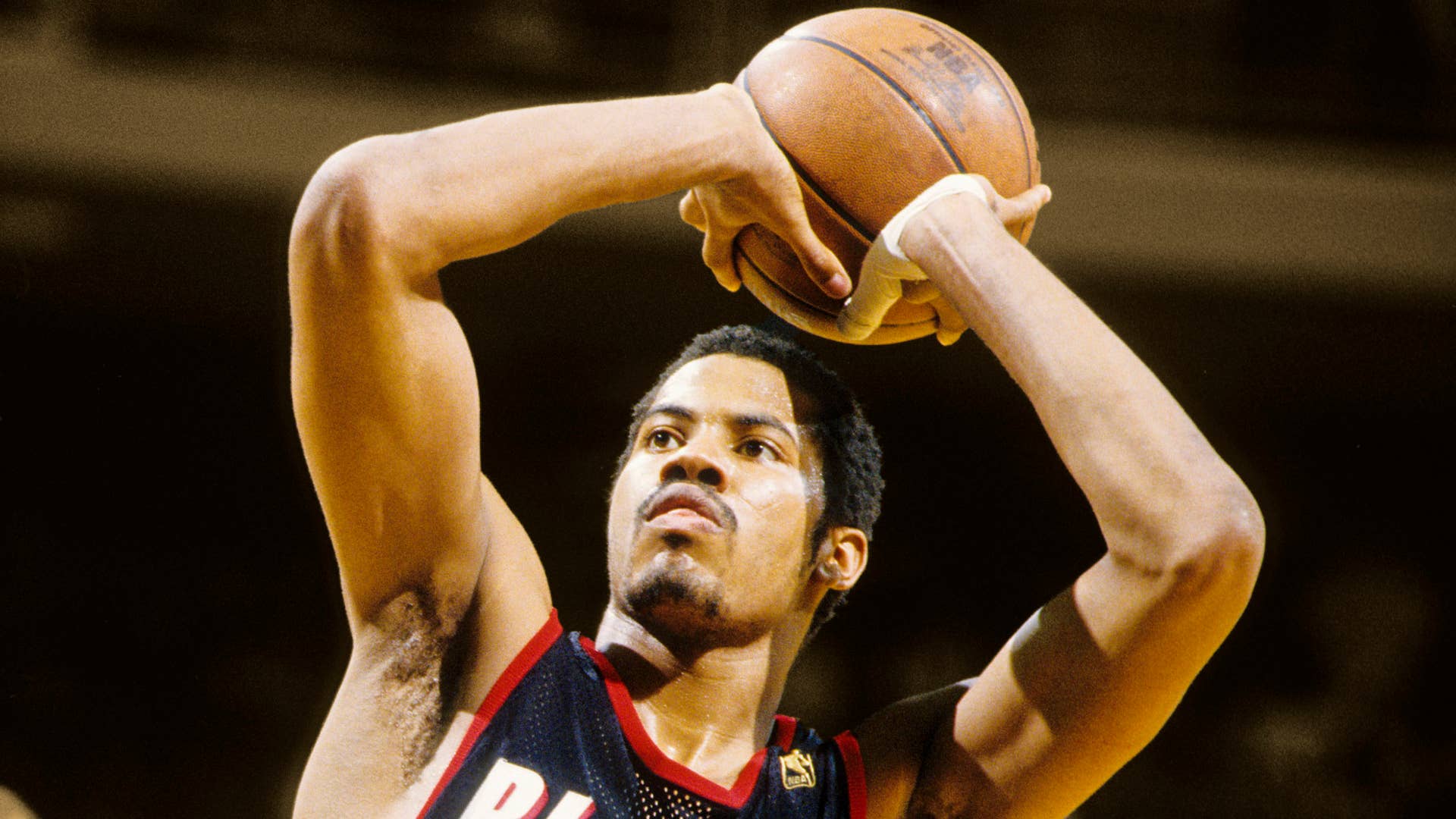 Rasheed Wallace was seriously threatening an NBA referee for the bad ...