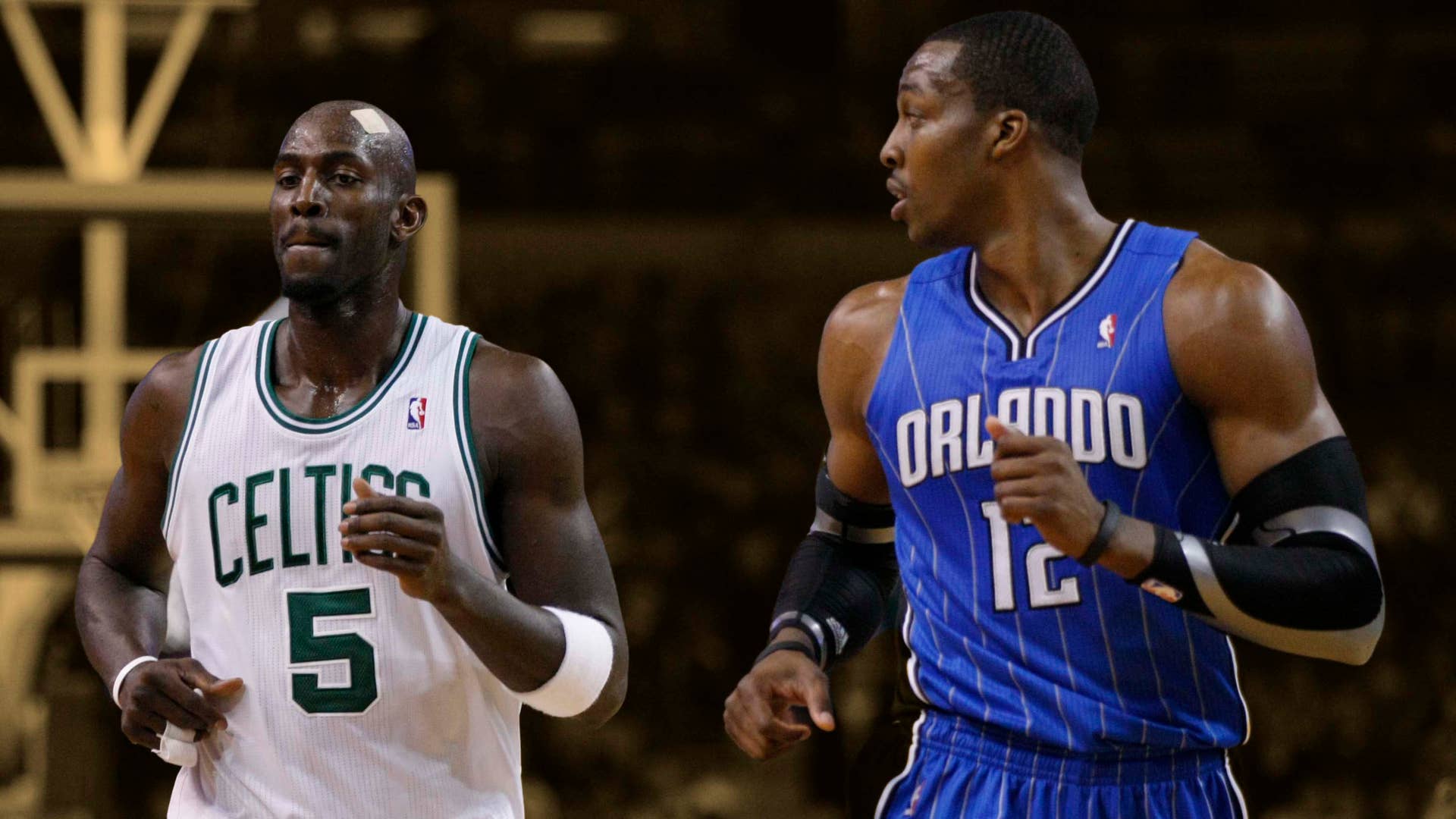 Howard shares how Kevin Garnett and Wilt Chamberlain were his 