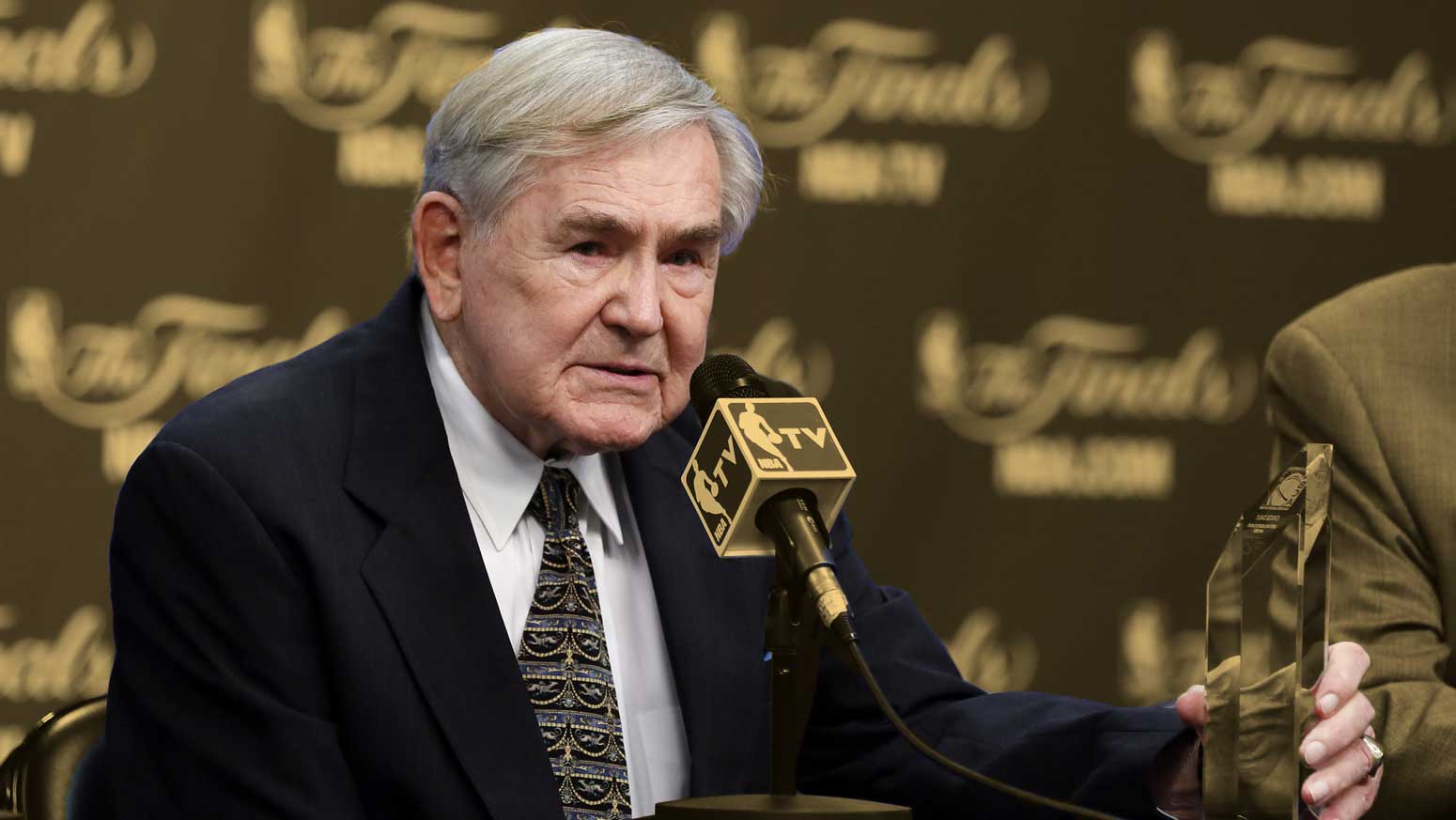 Bill Fitch - Basketball Network