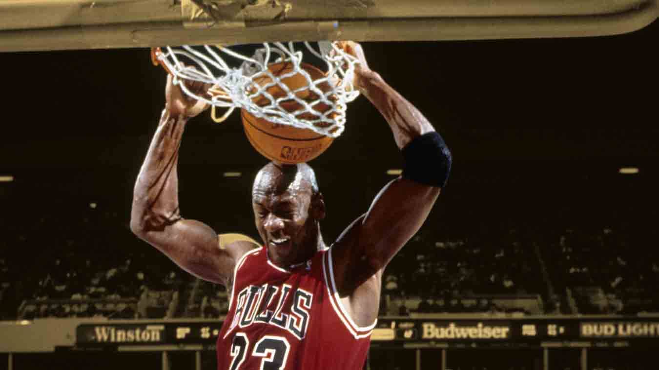 Dunk Michael Jordan Wnba When MJ Gave Away His Dunk Contest Prize Money To Teammates Basketball  Network