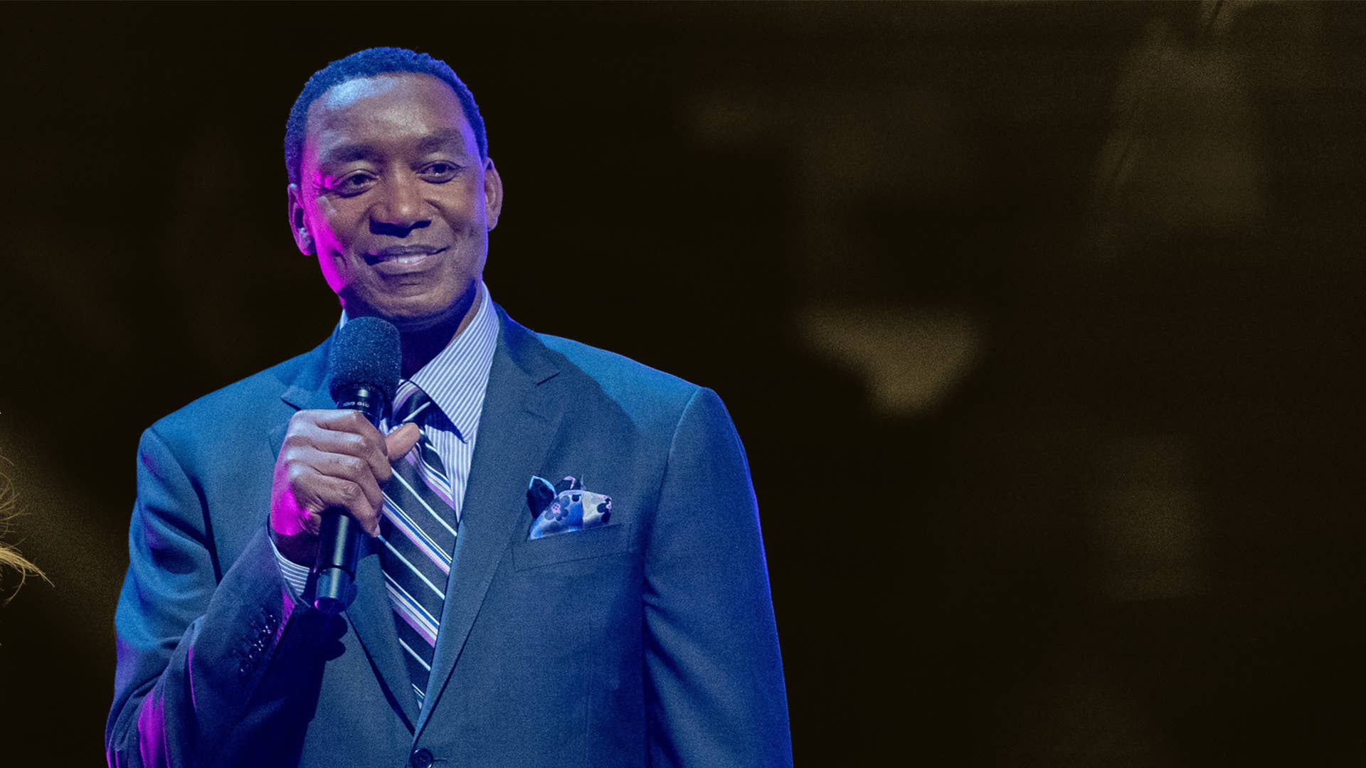 Isiah Thomas punched Bill Laimbeer so hard that he broke his hand ...