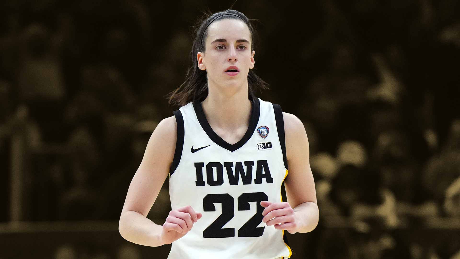 Caitlin Clark's former coach recalls her move that stunned 100 college coaches - Basketball Network