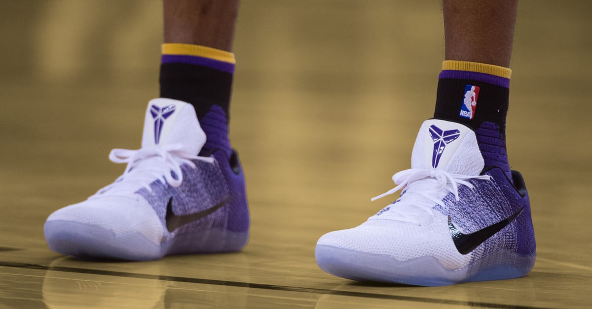 kobe low cut shoes