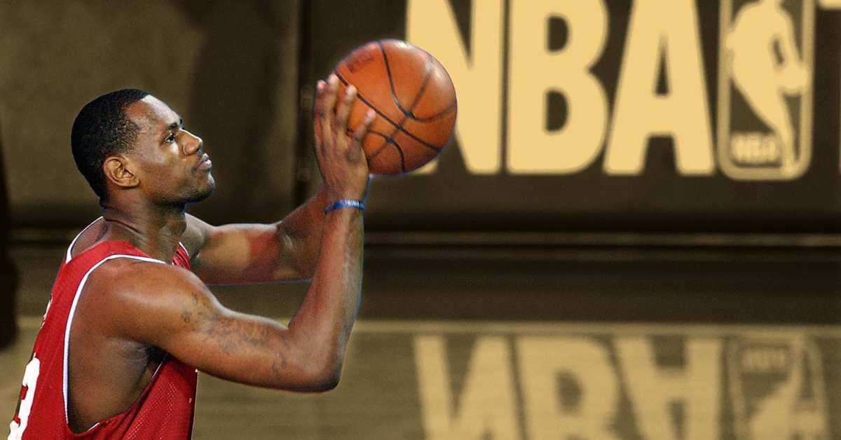 LeBron James trainer Mike Mancias recalls their first workout Basketball Network Your daily dose of basketball