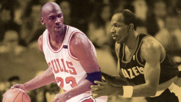 Craig Hodges on how Michael Jordan thought Clyde Drexler was equally good as him but lacked the real knowledge about 'the game'