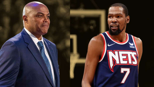 Charles Barkley backpedals on 'bus rider' diss on Kevin Durant