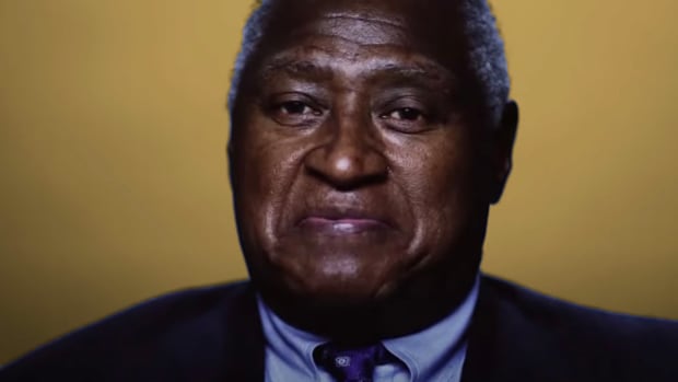 Willis Reed believes that the biggest difference between college basketball and the NBA was the overall physicality