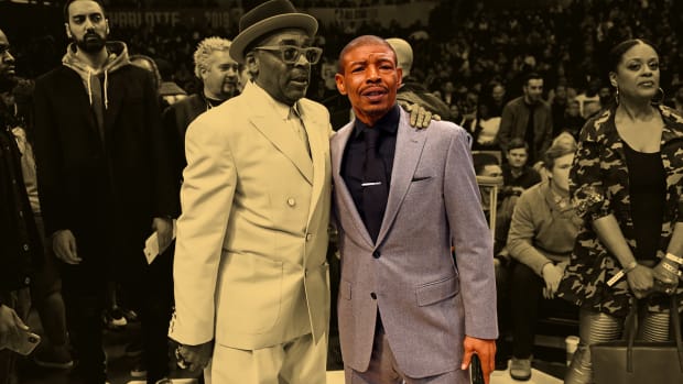 I do think if I played in 2022 I would do well” - Muggsy Bogues believes he could succeed in the modern NBA