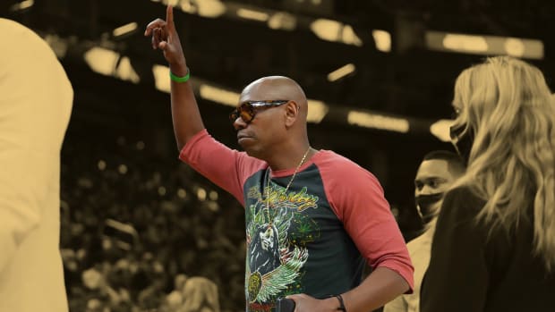 Dave Chappelle is one of many celebrities supporting the Warriors