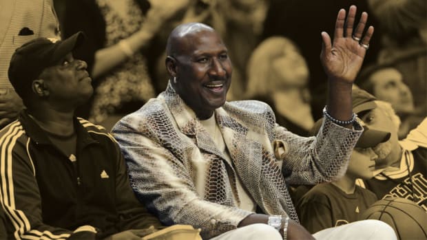 I was doing it when he was in diapers! - Darryl Dawkins on Shaquille  O'Neal breaking rims and shattering backboards, Basketball Network