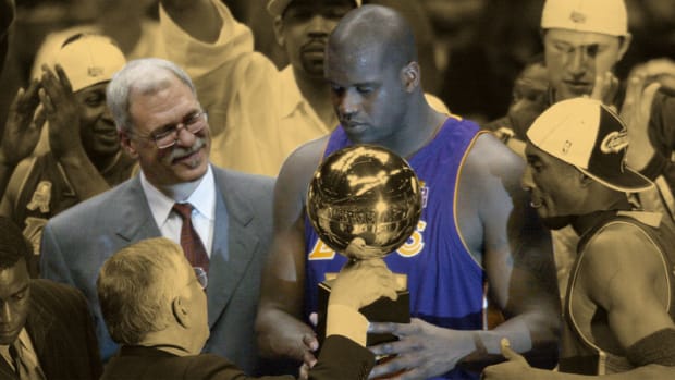 Los Angeles Lakers head coach Phil Jackson and center Shaquille O'Neal