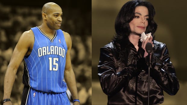 Vince Carter was confronted by random woman for celebrating a new deal the same day Michael Jackson died
