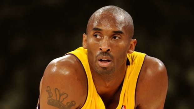 November 5, 2008; Los Angeles Lakers guard Kobe Bryant against the Los Angeles Clippers at the Staples Center.