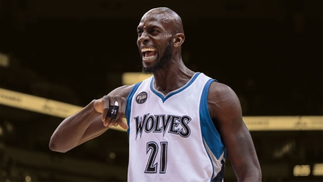 Kevin Garnett honors late teammate Malik Sealy with new number