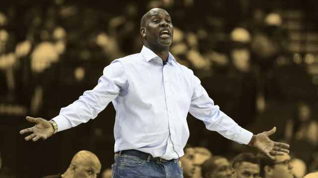 3 Headed Monsters head coach Gary Payton reacts after a play against the Ghost Ballers during the game at Toyota Center.