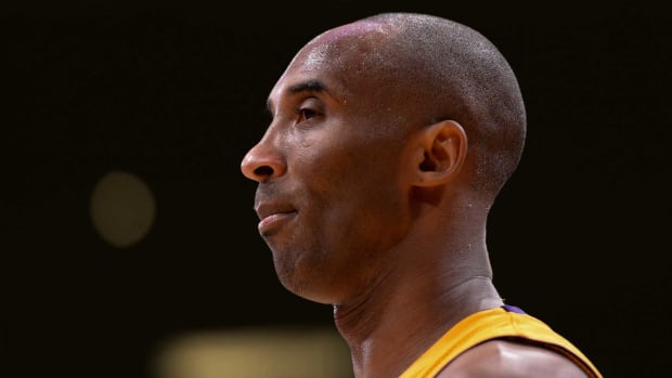 Kobe bryant championship shop rings