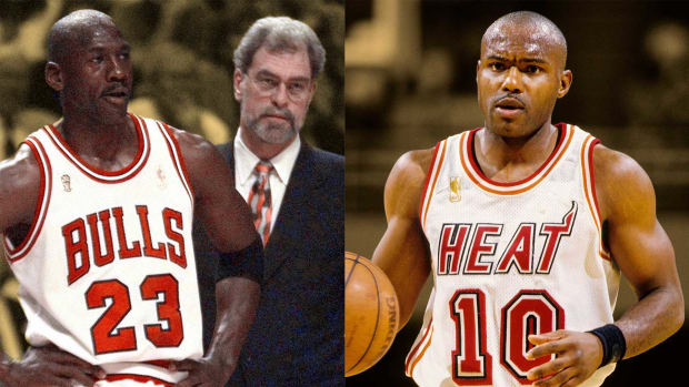 Michael jordan sales playing basketball 218
