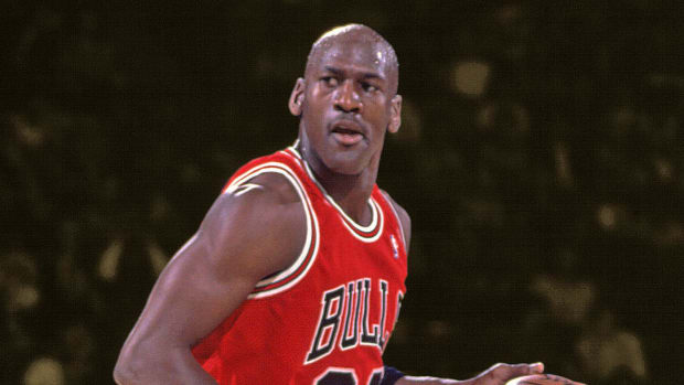 Michael jordan wearing black jersey discount