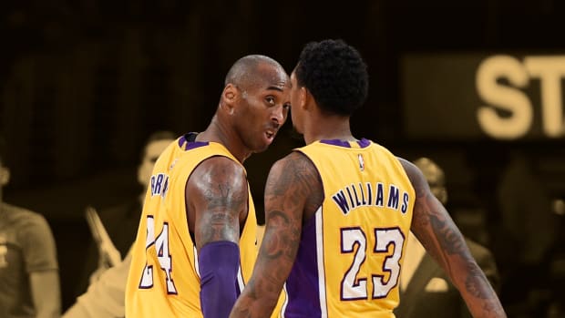Lou Williams remembers Kobe s last game We had a celebrity arena