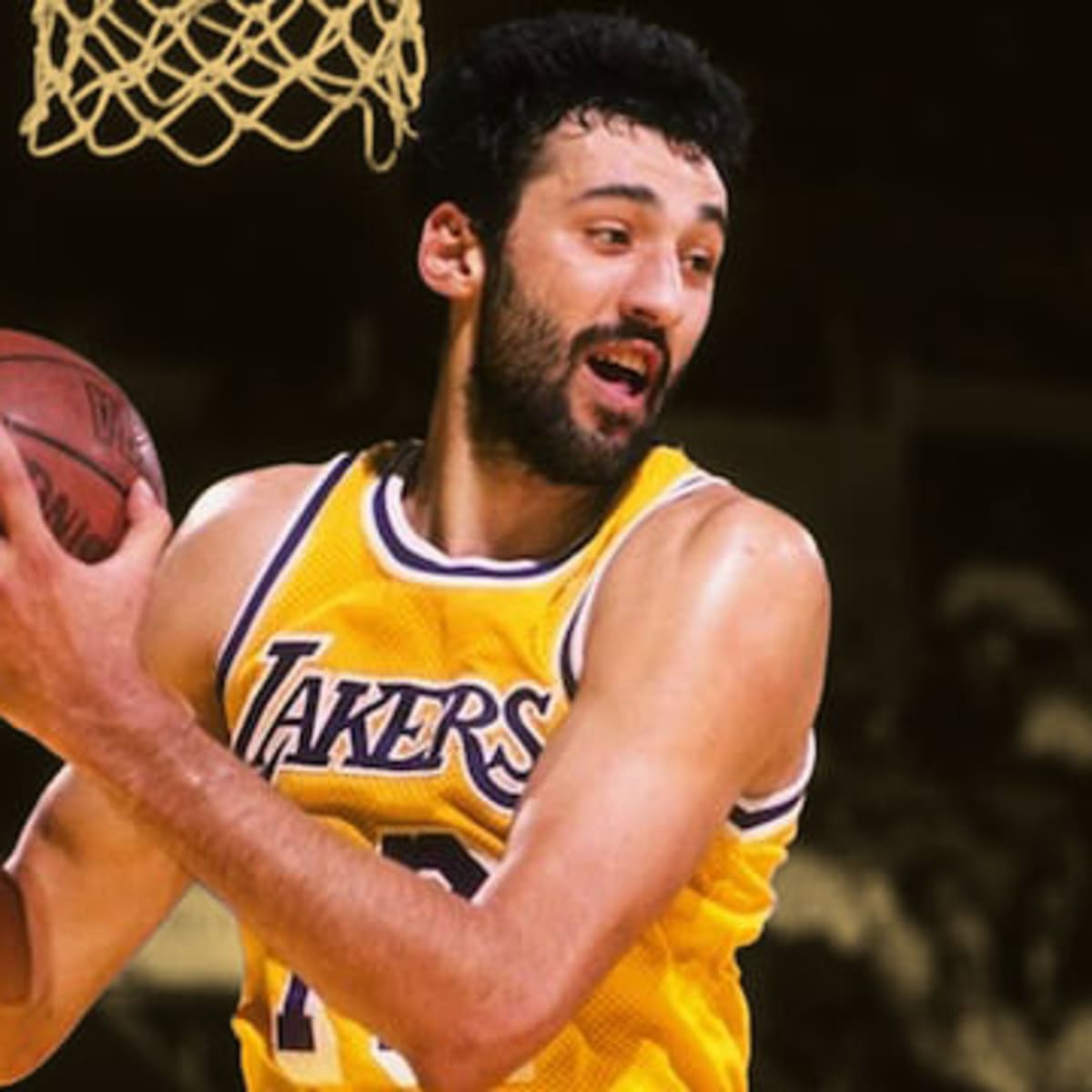 Vlade Divac of the Los Angeles Lakers shoots a foul shot circa