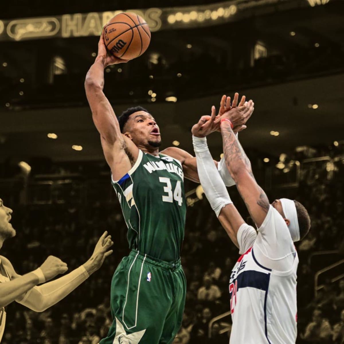 Giannis hotsell antetokounmpo dunk