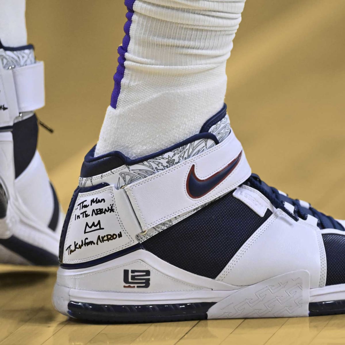 Lebron james shoes size 3 discount