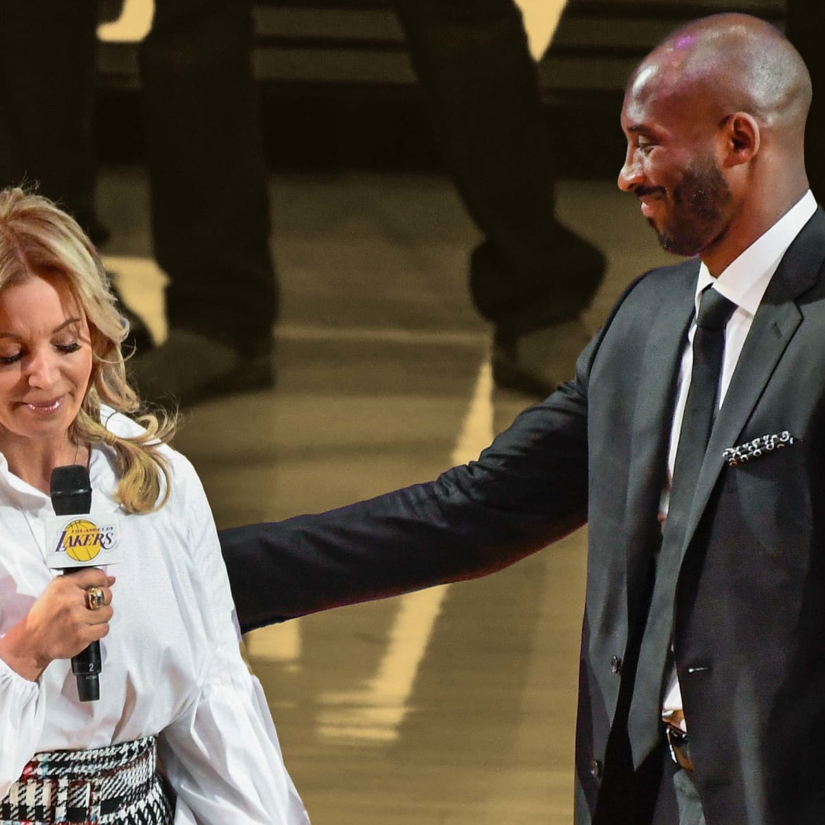Kobe bryant shop jeanie buss