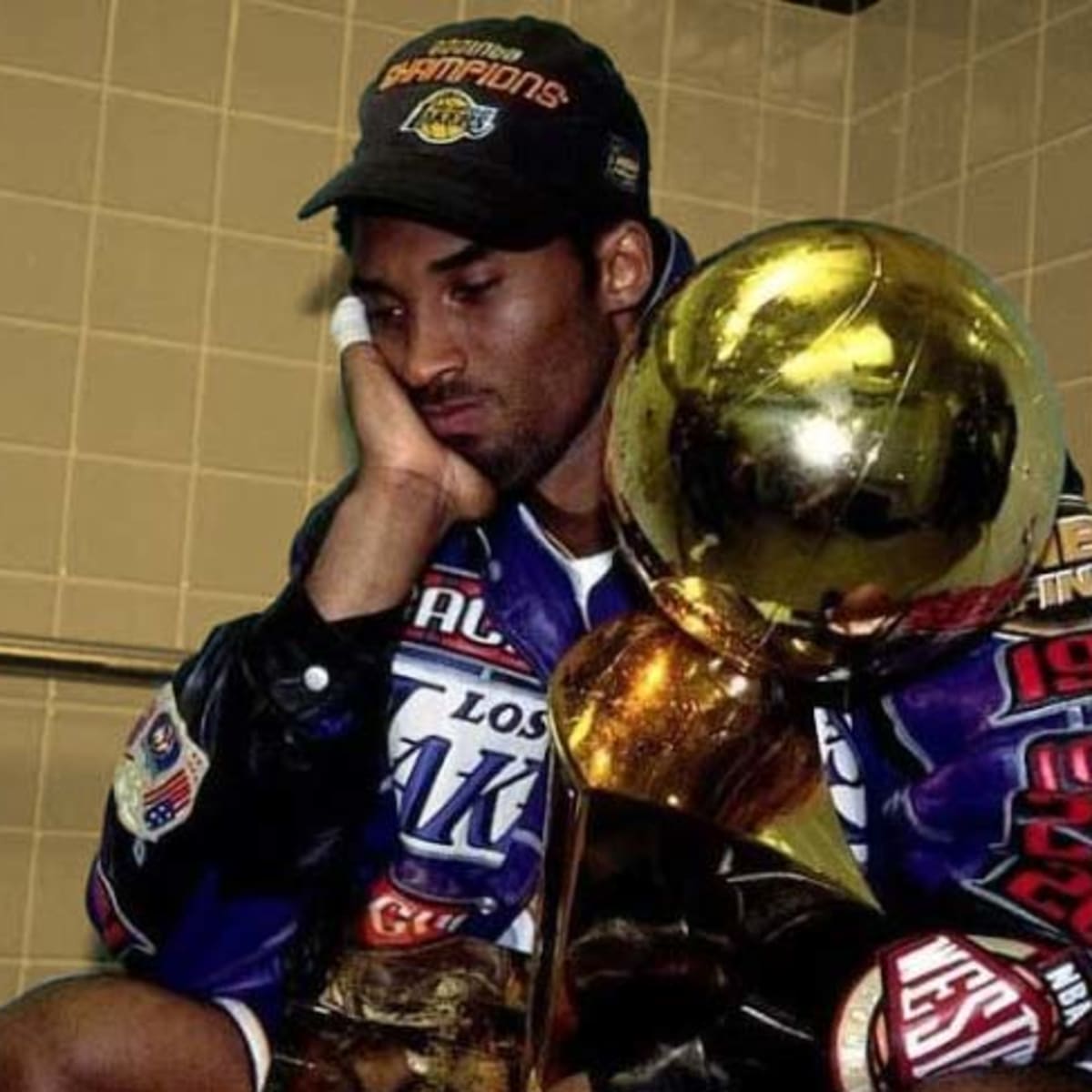 Kobe bryant discount with trophy