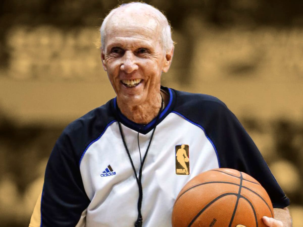 Dick Bavetta, N.B.A. Referee for 39 Years, Is Retiring - The New York Times