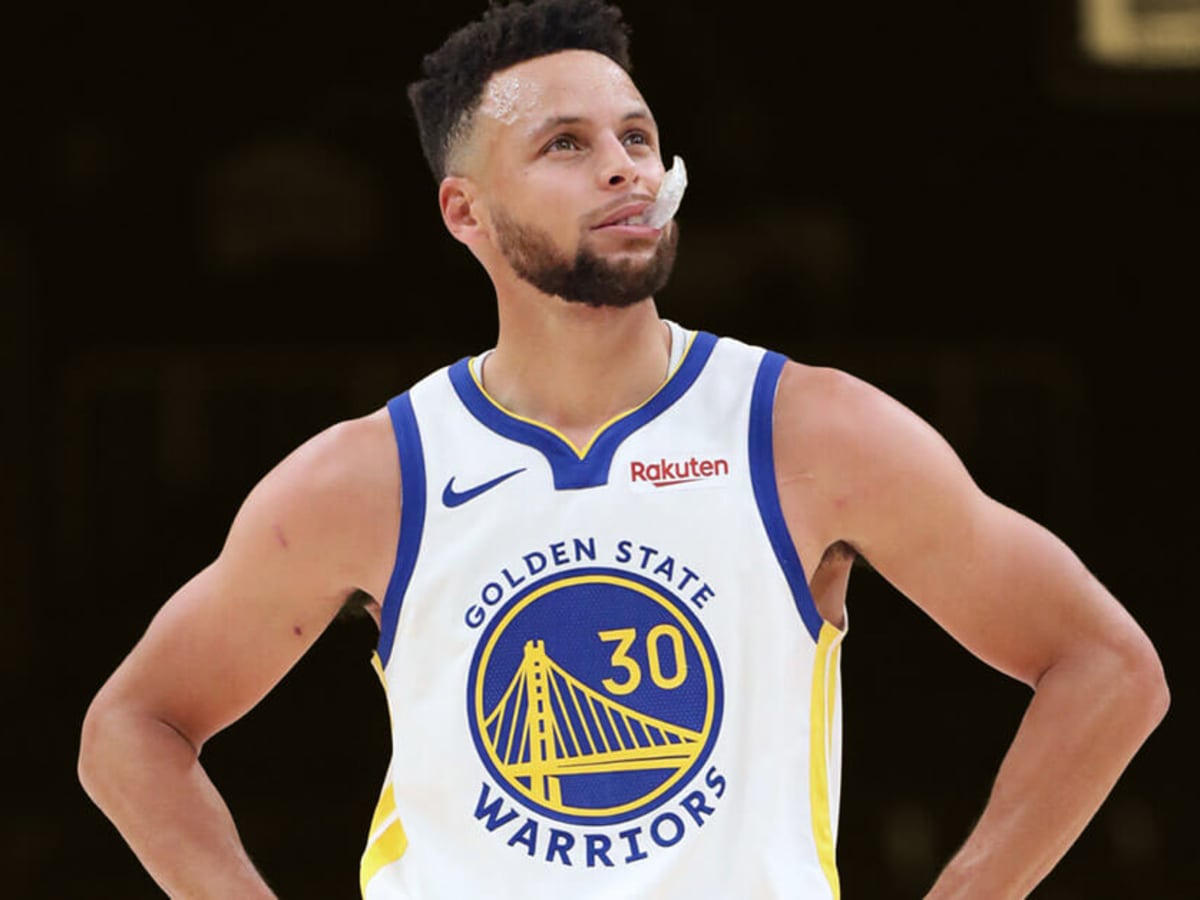Steph Curry comeback: The Warriors star is playing like his old self.