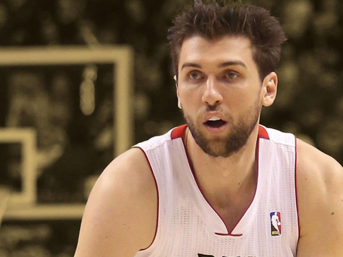 Raptors' Andrea Bargnani stronger, more confident