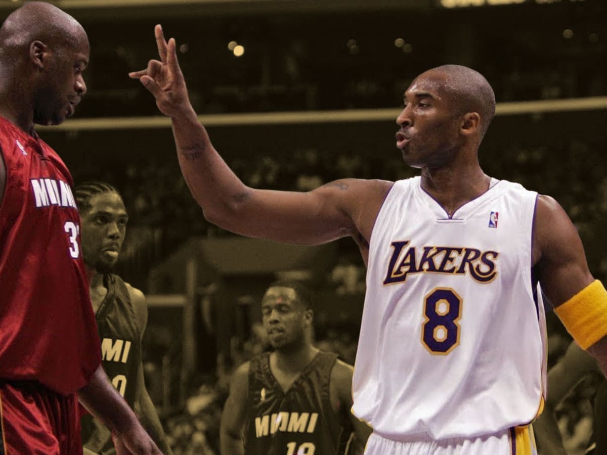 shaq wearing number 8