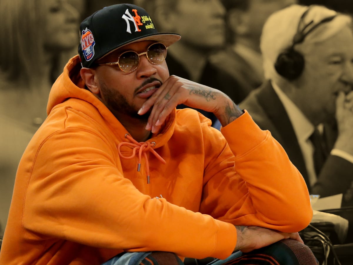 CHICAGO — In a game missing Derrick Rose and Carmelo Anthony, it
