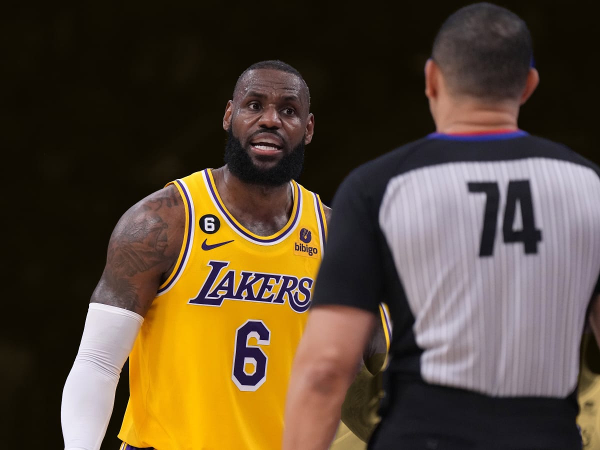 New Study Says Lakers Fan Complain the Most About NBA Officiating – NBC Los  Angeles