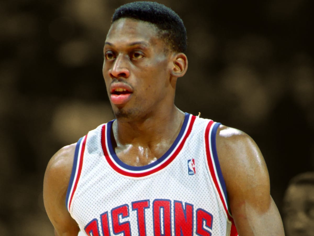 Detroit Pistons To Retire Dennis Rodman's #10 Jersey