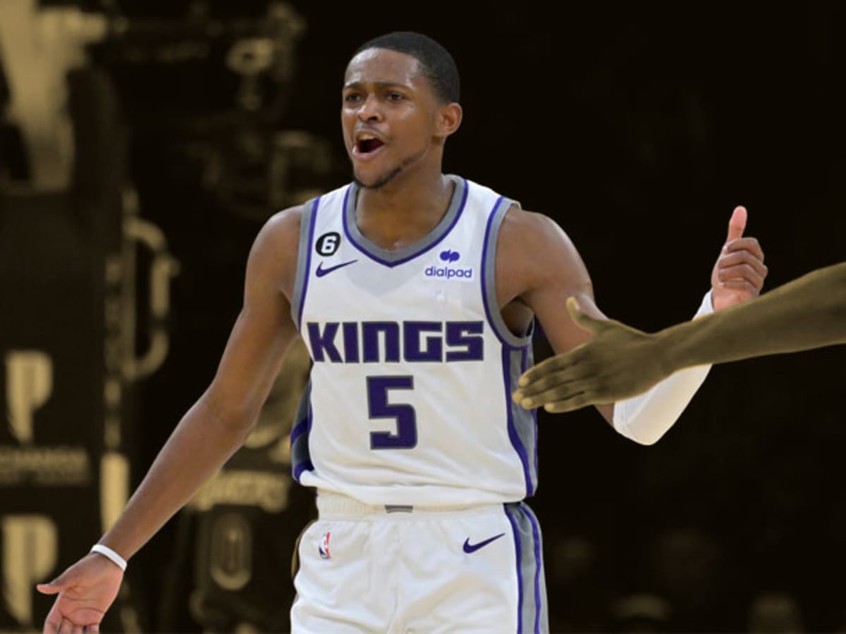 Kings' De'Aaron Fox says joining Klutch Sports isn't about forcing a trade:  'I love being here in Sacramento' 