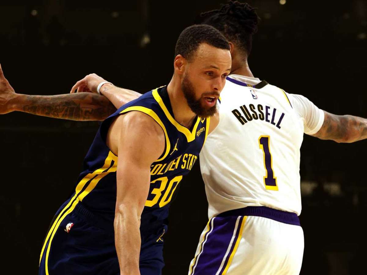 Stephen Curry and D'Angelo Russell had a trash-talking bout on Saturday -  Basketball Network - Your daily dose of basketball