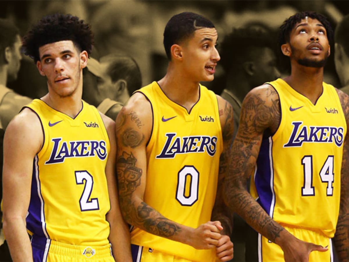 Former shop lakers players