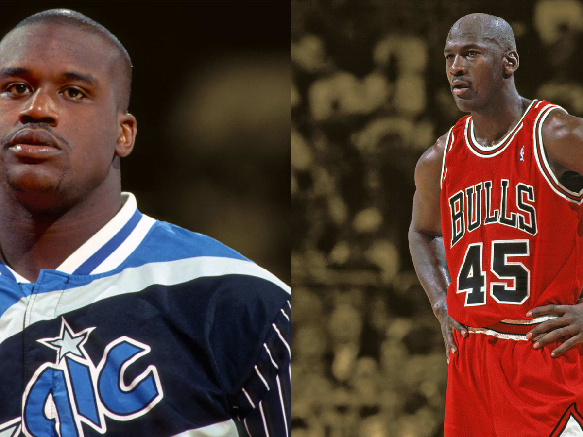 Michael jordan dunking on shaq sale