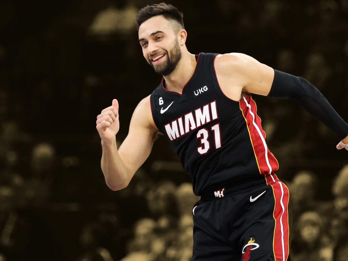 Max strus store bulls jersey