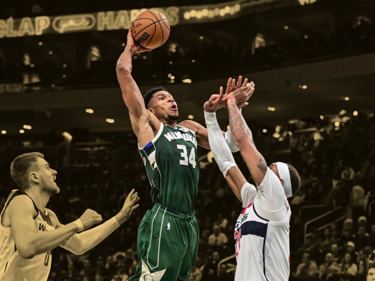 Giannis Antetokounmpo on his failed dunk over Daniel Gafford I