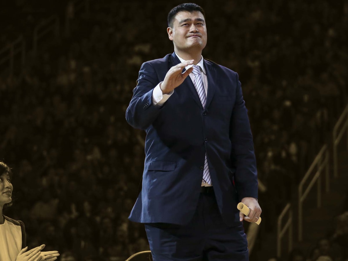Why is yao ming's first name on jersey new arrivals