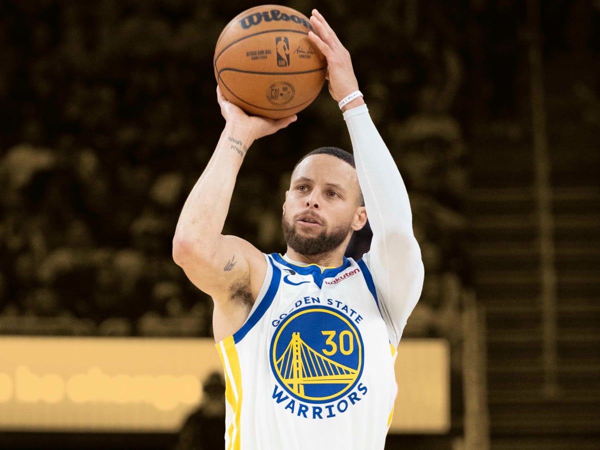 Curry basketball online