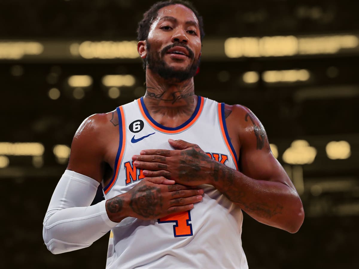 Who is discount derrick rose dad