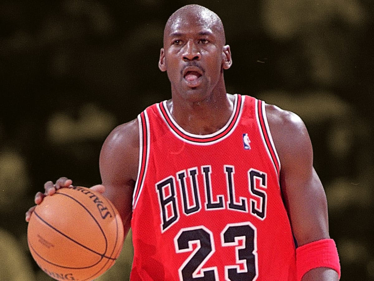 Michael jordan slapping player store