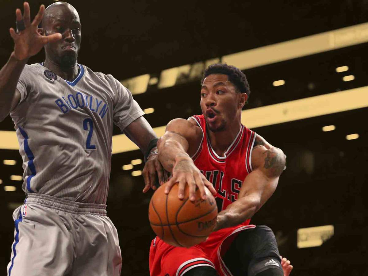 Kevin durant derrick rose store