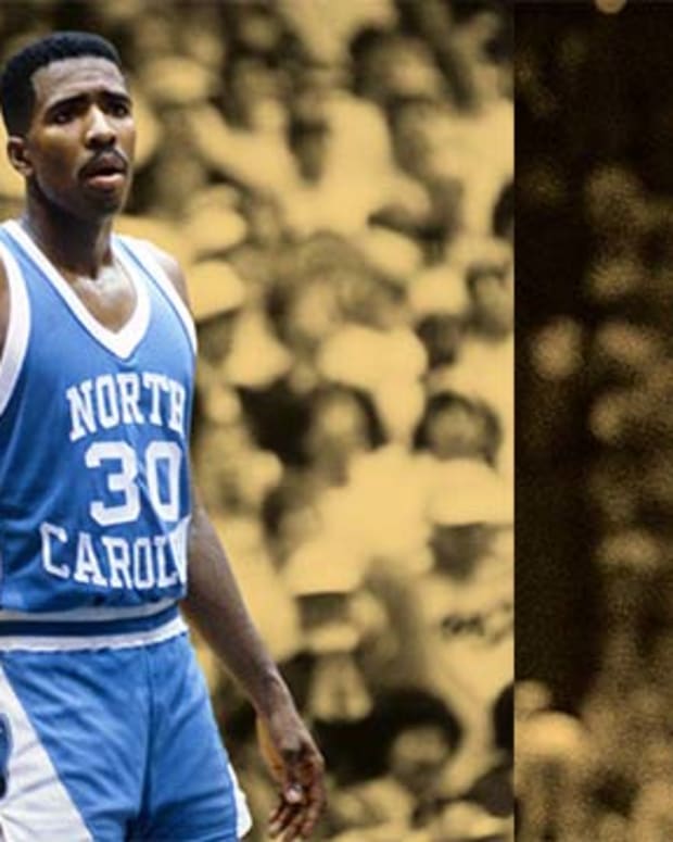 Kenny "The Jet" Smith on Michael Jordan's pick-up games at UNC
