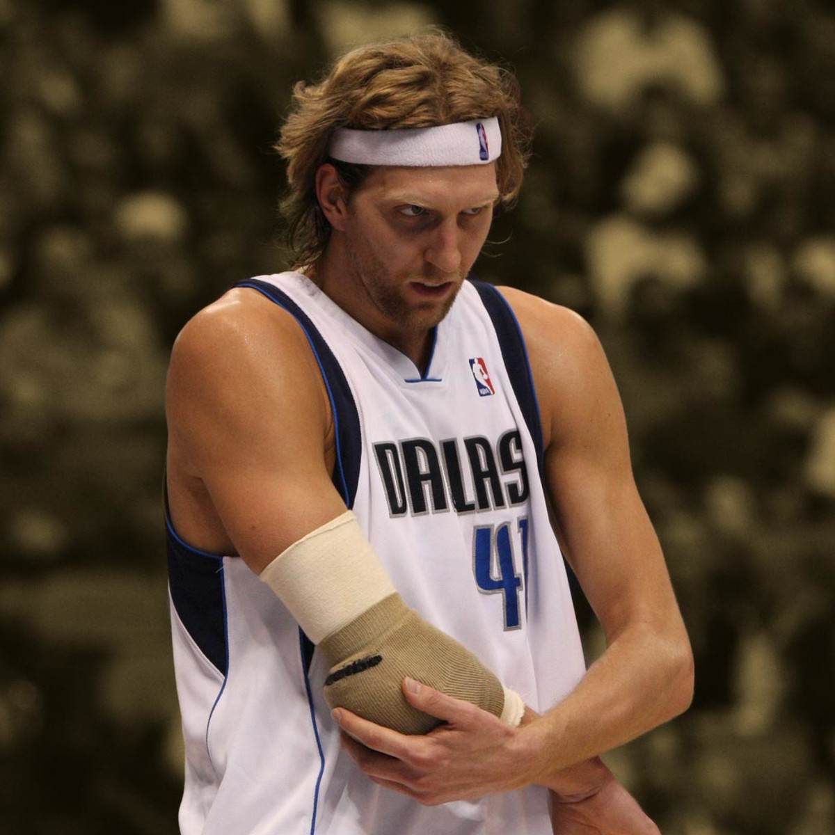 Dirk Nowitzki still enjoying the ride with Mavericks - Sports Illustrated, image size:1200x1200