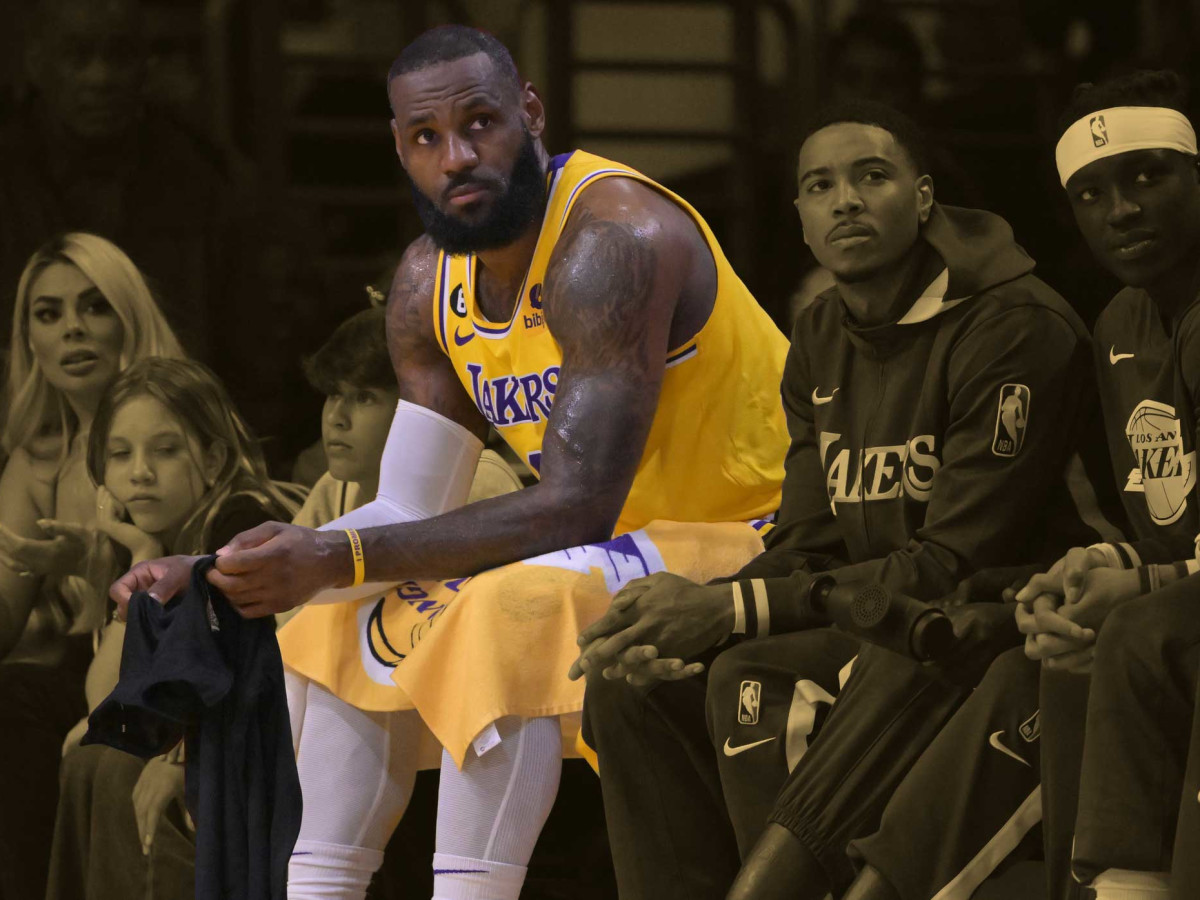 How LeBron James exploits NBA's timeout rules - Basketball Network